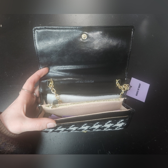 NWT House Of Want Black White Houndstooth Gold Hardware Crossbody Wallet - Picture 3 of 7